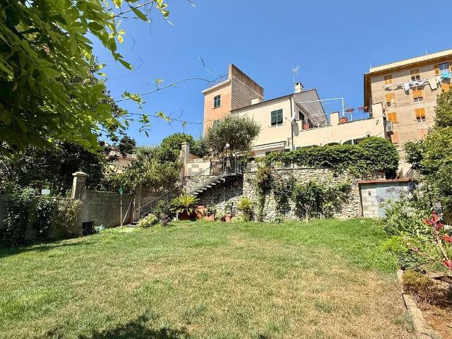 Casa in vendita a Quarto dei Mille, Genova