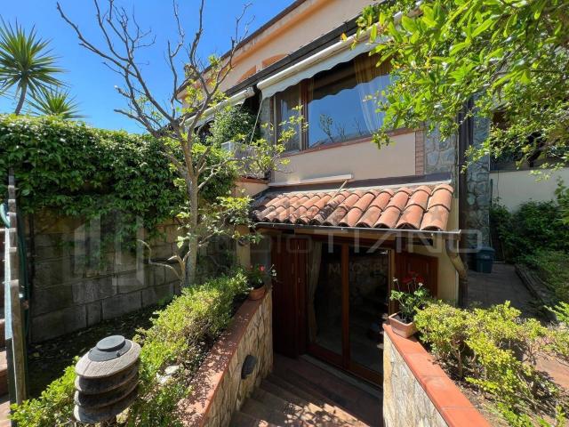 Casa in vendita a Calabria, Cosenza
