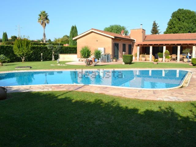 Casa in vendita a Municipio Roma IX, Roma Capitale