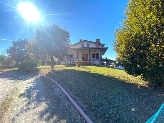 Casa in vendita a Roverchiara, Veneto