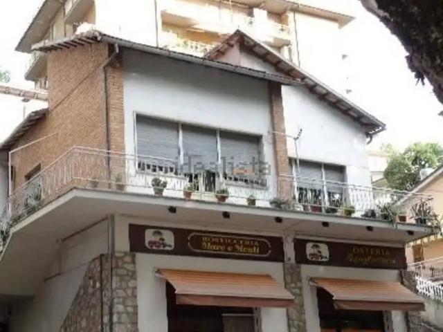 Casa in vendita a Piandicontro I, Marche