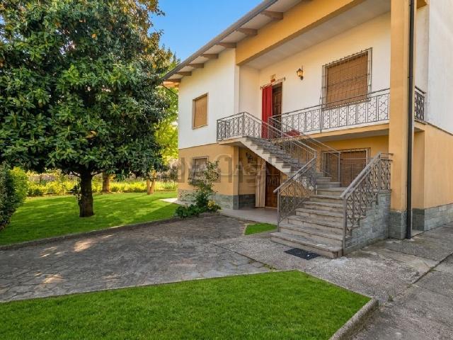 Casa in vendita a Polesine Zibello, Polesine Parmense
