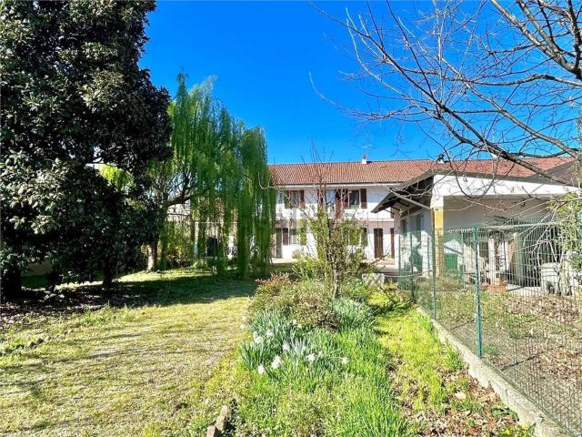 Casa in vendita a Robbio, Lombardia