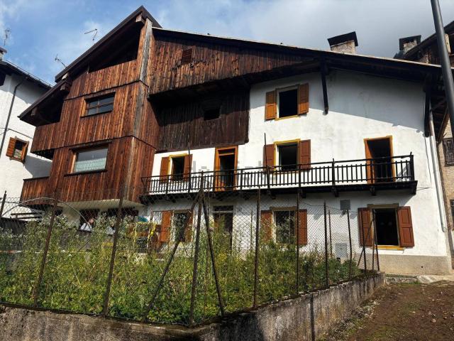Casa in vendita a Valle Di Cadore, Veneto