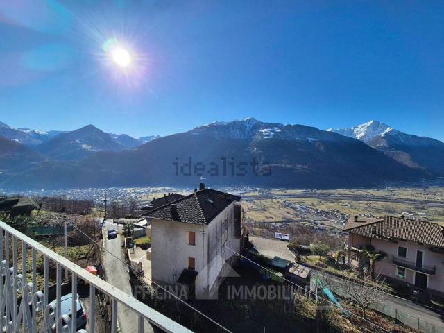 Casa in vendita a Mello, Lombardia