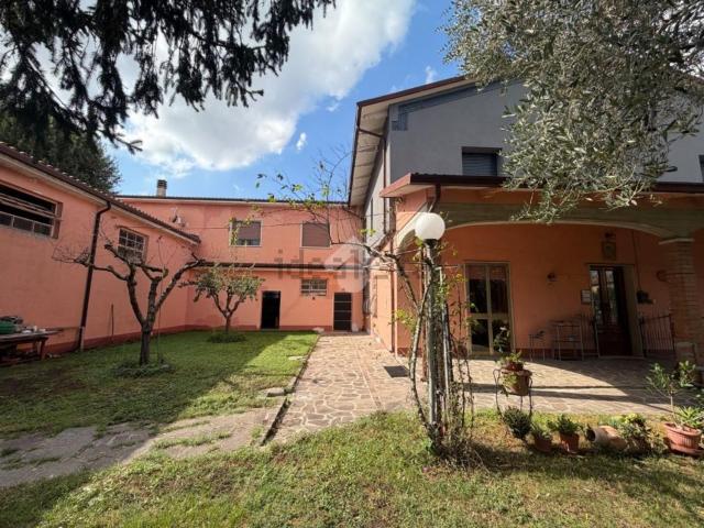 Casa in vendita a Confine, San Felice sul Panaro