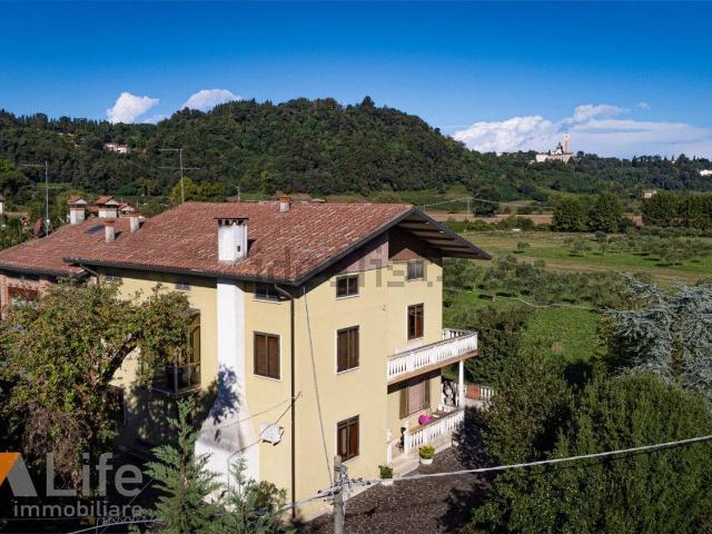 Casa in vendita a Vicenza, Veneto