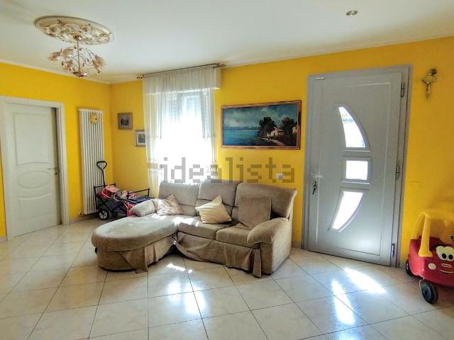 Casa in vendita a Bassa Reggiana, Re