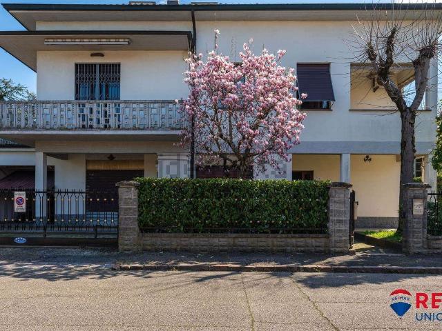 Casa in vendita a Crocetta-San Lazzaro-Modena Est, Modena