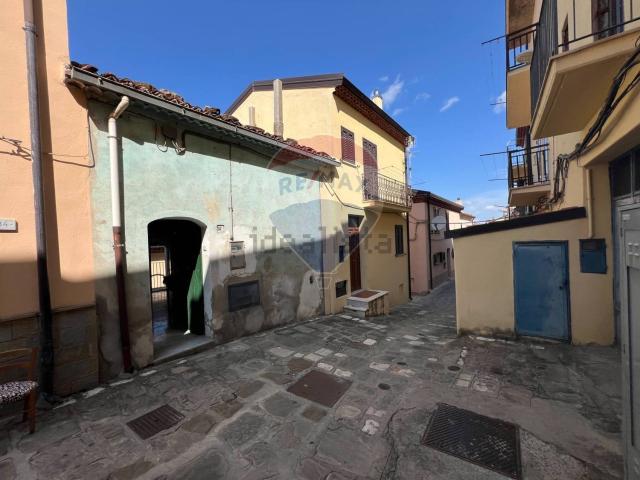 Casa in vendita a Accettura, Matera