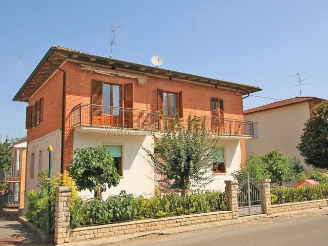 Casa in vendita a Abbadia di Montepulciano, Abbadia Di Montepulciano