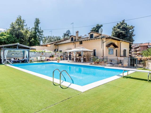 Casa in vendita a Grottaferrata, Roma Capitale