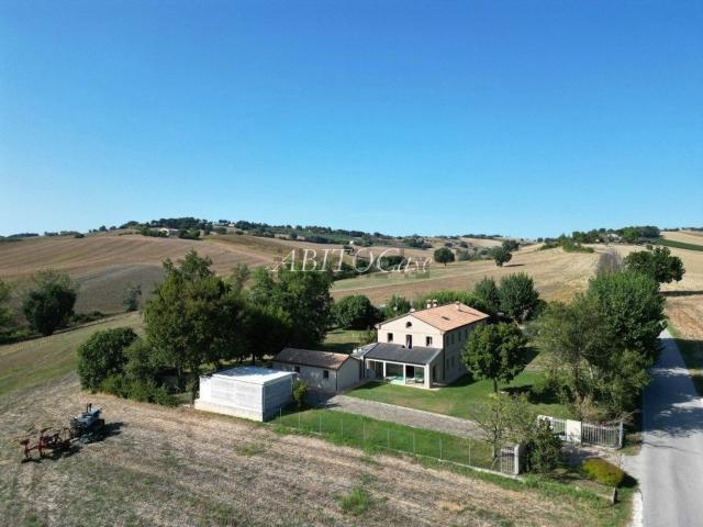 Casa in vendita a Santa Lucia, Jesi
