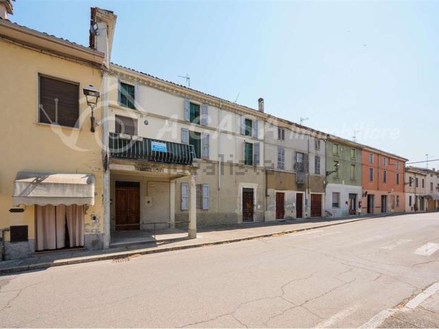 Casa in vendita a Pieveottoville, Parma