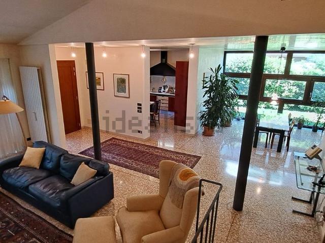 Casa in vendita a Bertesinella, Vicenza