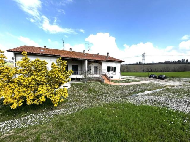 Casa in vendita a Marche, Pesaro E Urbino