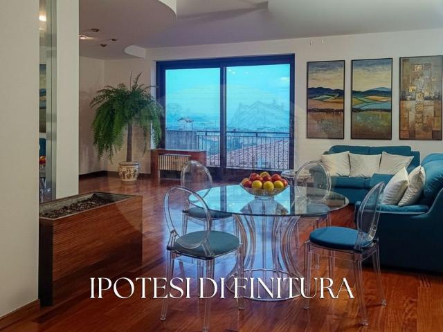 Casa in vendita a Desenzano Del Garda, Lombardia