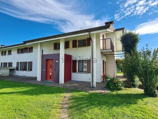 Casa in vendita a Tricesimo, Friuli-Venezia Giulia