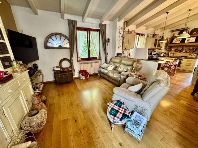 Casa in vendita a Infrangibile, Piacenza