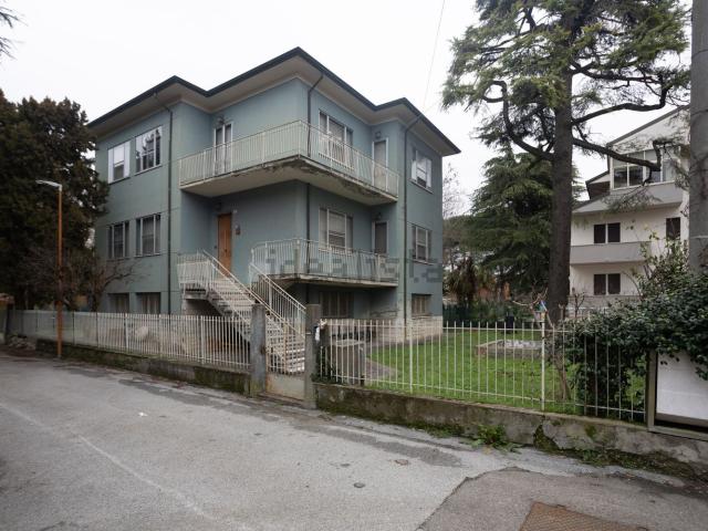 Casa in vendita a Unione dei comuni Valle del Savio, Cesenà