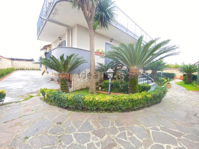 Casa in vendita a Qualiano, Campania