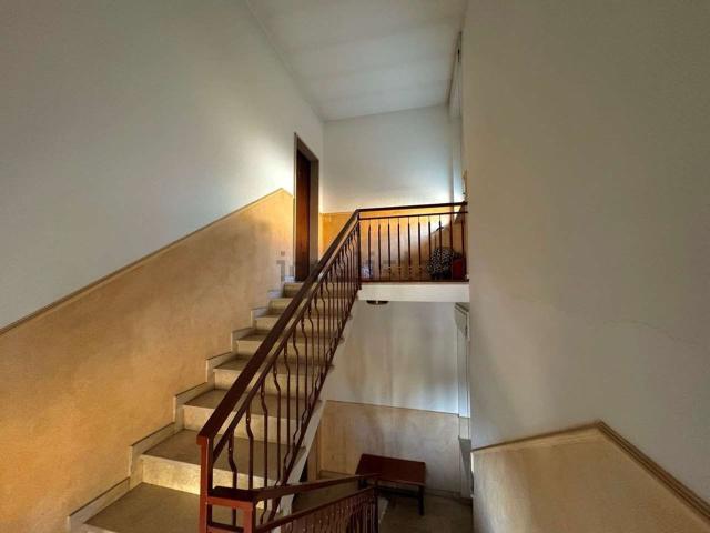 Casa in vendita a La Bassa, Varese