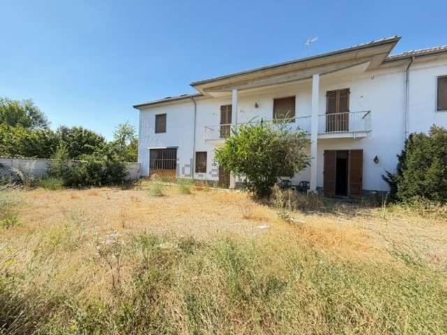 Casa in vendita a Piemonte, Alessandria
