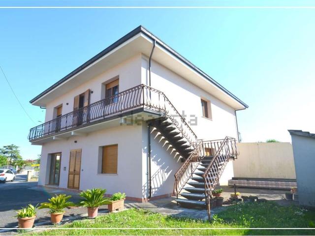 Casa in vendita a Uggia, Montevettolini