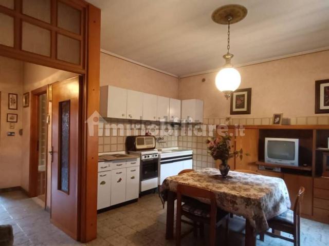 Casa in vendita a Rivalta, Re