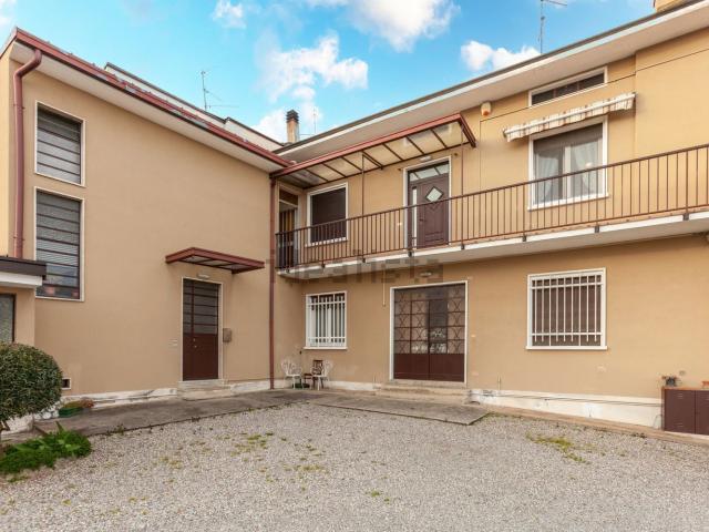 Casa in vendita a Limido Comasco, Lombardia