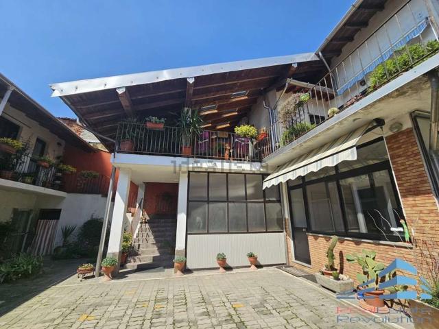 Casa in vendita a Sozzago, Novara