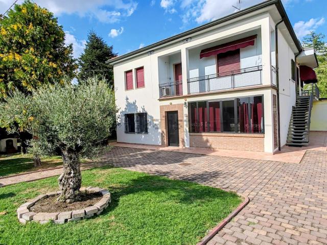 Casa in vendita a Unione Alto Ferrarese, Bondeno