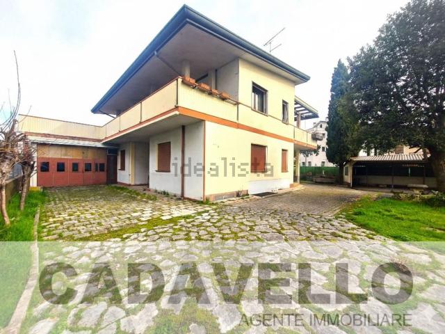 Casa in vendita a Susegana, Veneto