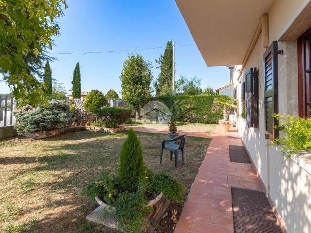 Casa in vendita a Pescantina, Veneto