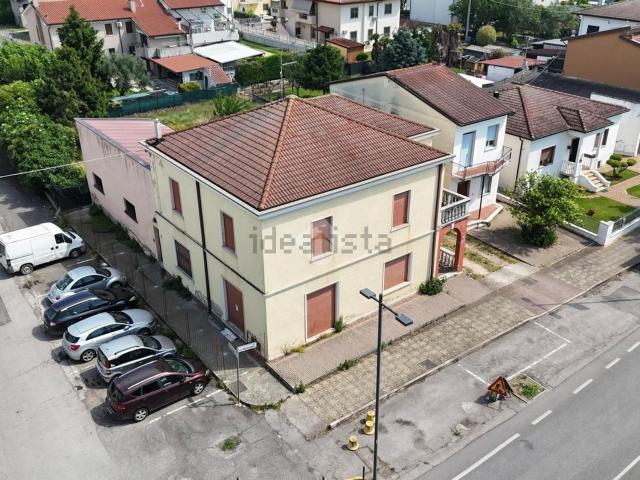 Casa in vendita a Ronco All'adige, Veneto