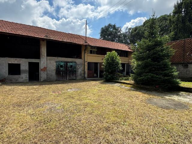 Casa in vendita a Barco, Marcallo Con Casone