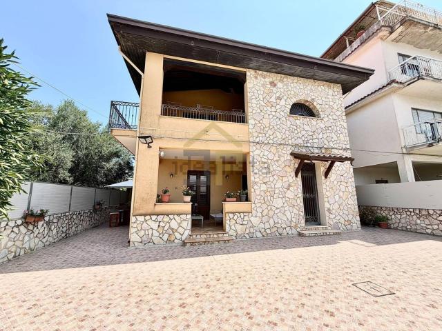 Casa in vendita a Borgetto, Sicilia
