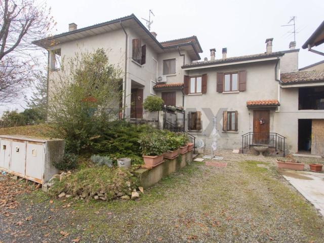 Casa in vendita a Fidenza, Reggio Emilia