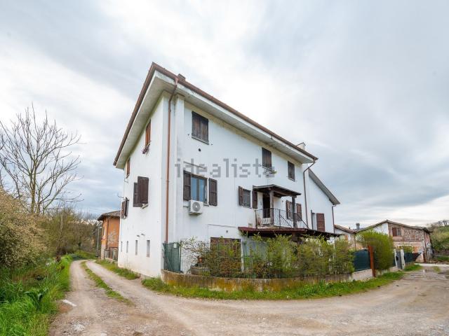 Casa in vendita a Tresinaro - Secchia, Re