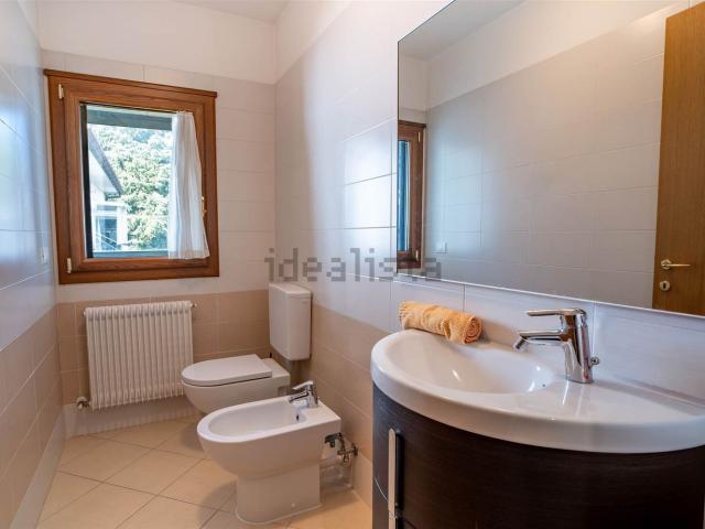 Casa in vendita a Paderno, Reana Del Roiale