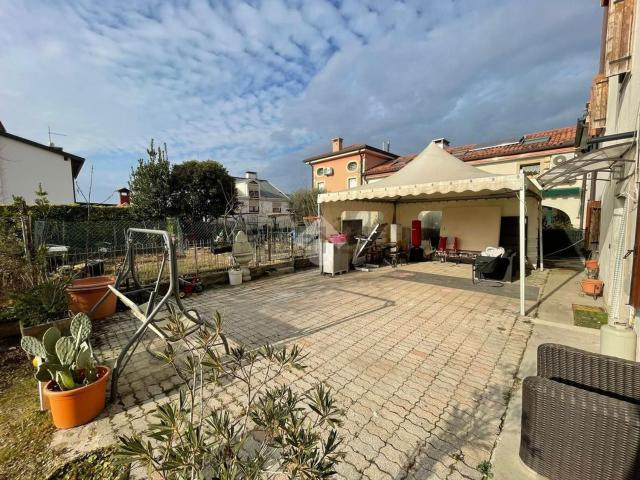Casa in vendita a Vittorio Veneto, Veneto
