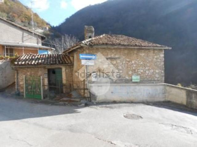 Casa in vendita a Piglio, Lazio