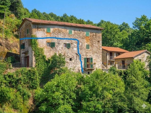Casa in vendita a Unione Comuni Garfagnana, Piazza Al Serchio