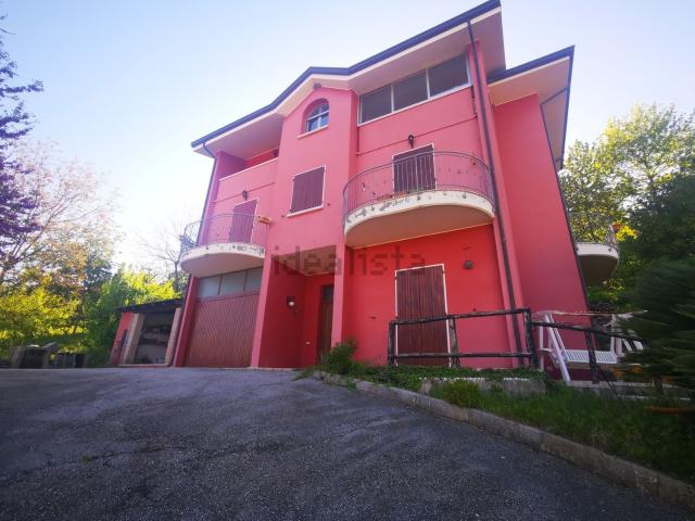 Casa in vendita a Montescudo-Monte Colombo, Monte Colombo