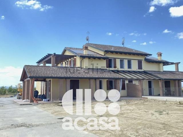 Casa in vendita a La Pioppa, Cesena