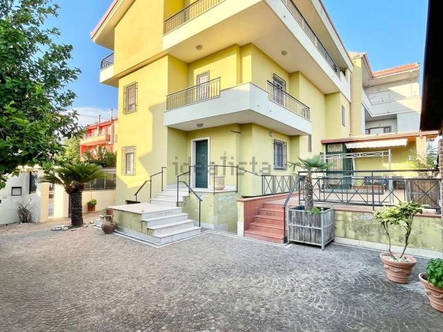 Casa in vendita a Casalba, Macerata Campania