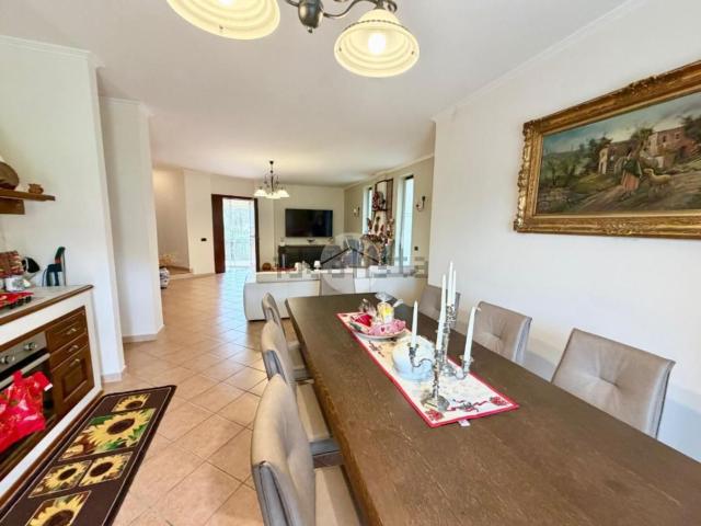 Casa in vendita a Muraglione, Montesarchio