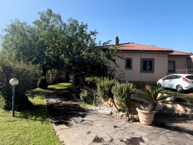 Casa in vendita a Acqua Acetosa, Roma Capitale
