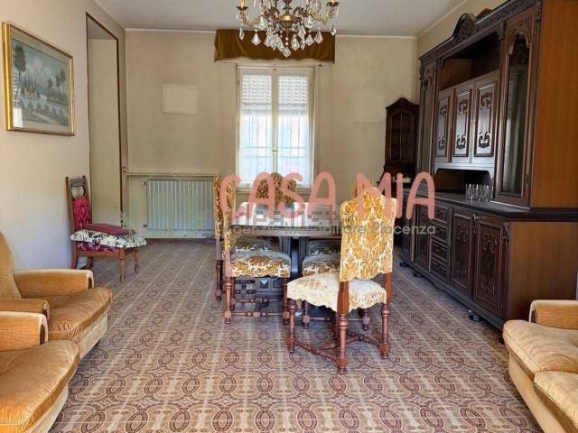 Casa in vendita a Case Sei, Piozzano