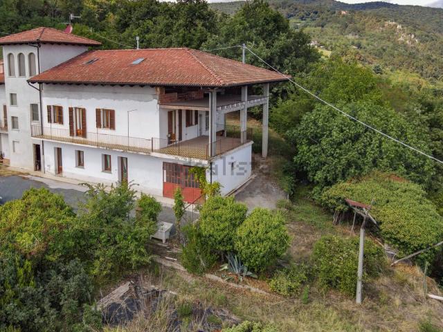 Casa in vendita a Madonna del Campanile, Piemonte